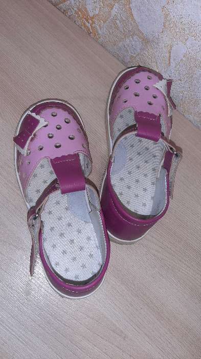 Фотография покупателя товара Сандалии детские, цвет малиновый/розовый, размер 29 - Фото 3