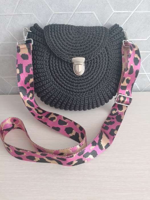 Фотография покупателя товара Ручка для сумки «Леопард», стропа, с карабинами, 139±3×3.8 см, молочная, коричневая - Фото 2