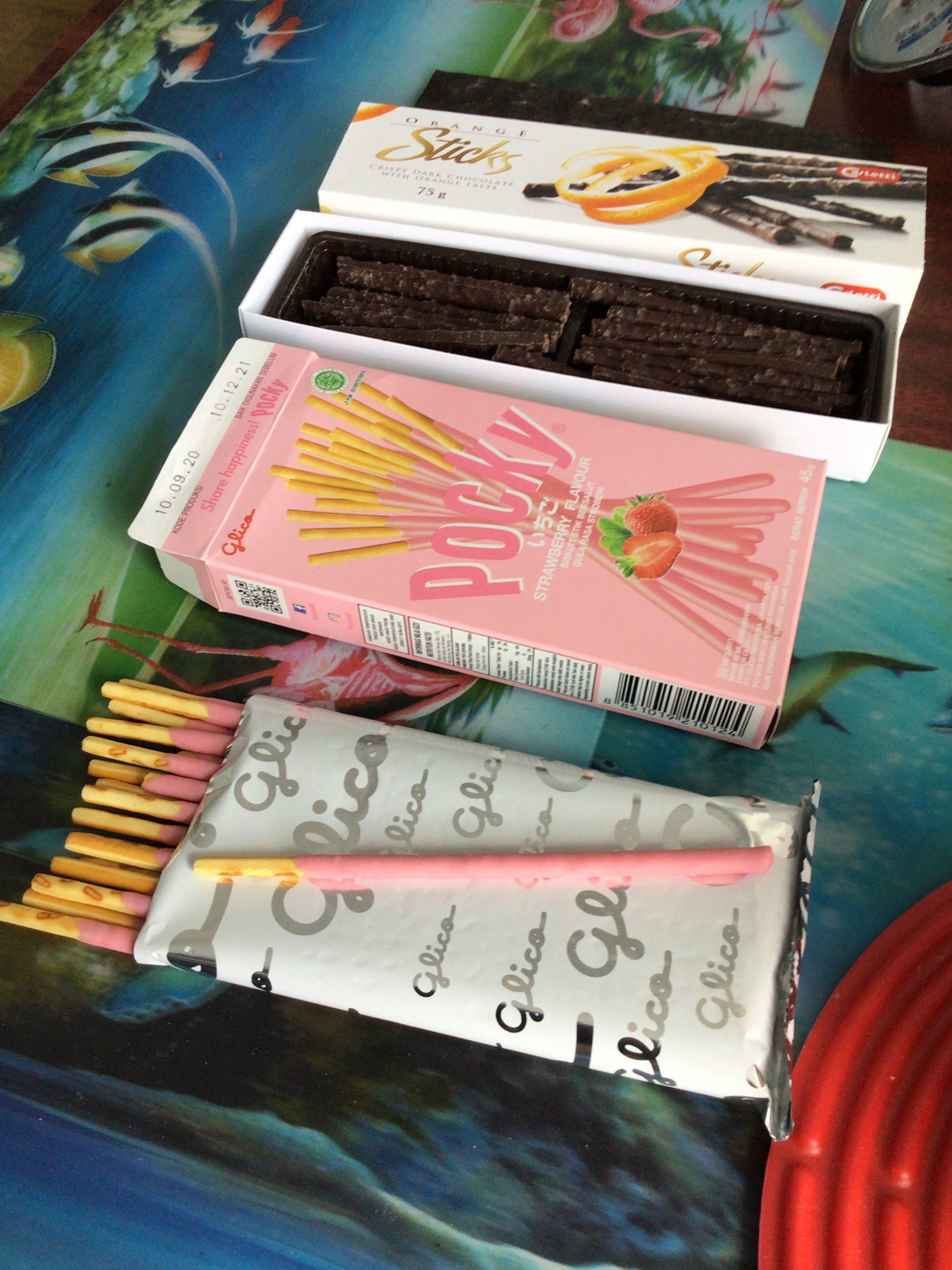 Фотография покупателя товара Бисквитные палочки POCKY со вкусом клубники, 45 г - Фото 1