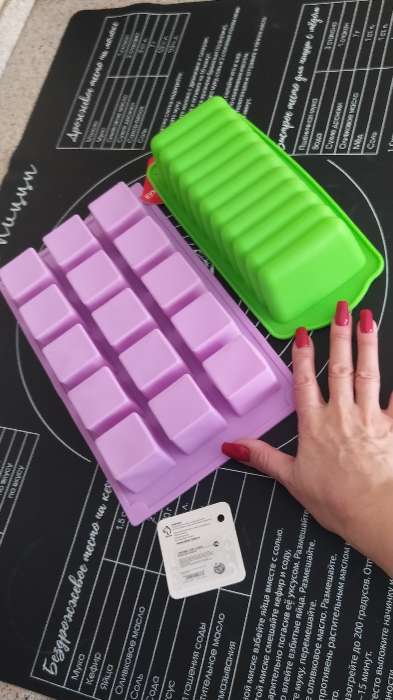 Фотография покупателя товара Форма силиконовая для выпечки Доляна «Куб», 30×17,5 см, 15 ячеек, цвет МИКС - Фото 4