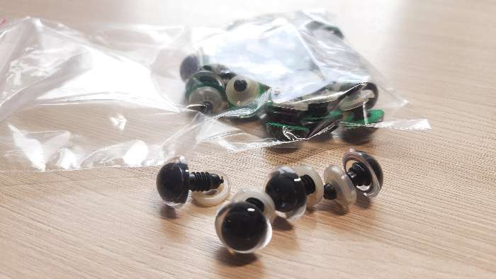Фотография покупателя товара Глаза винтовые с заглушками, «Блёстки» набор 30 шт, размер 1 шт: 1,6 см, цвет зелёный