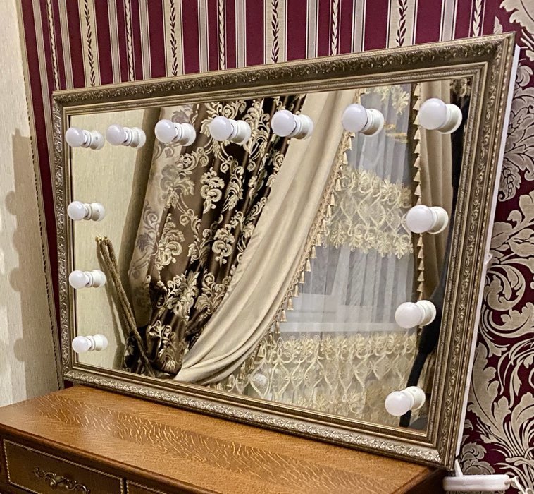 Фотография покупателя товара Зеркало «Верона», гримёрное, настенное,13 лампочек, 110х70 см - Фото 1