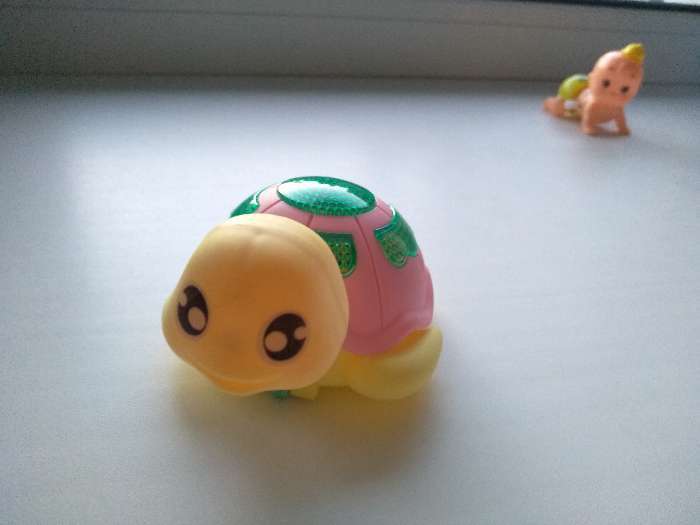 Фотография покупателя товара Игрушка заводная «Пчела», световые эффекты, цвета МИКС - Фото 3