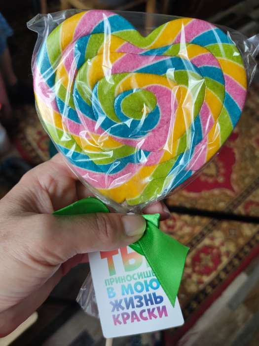 Фотография покупателя товара Леденец на палочке «Ты приносишь в мою жизнь краски», вкус: тутти - фрутти, 120 г - Фото 2