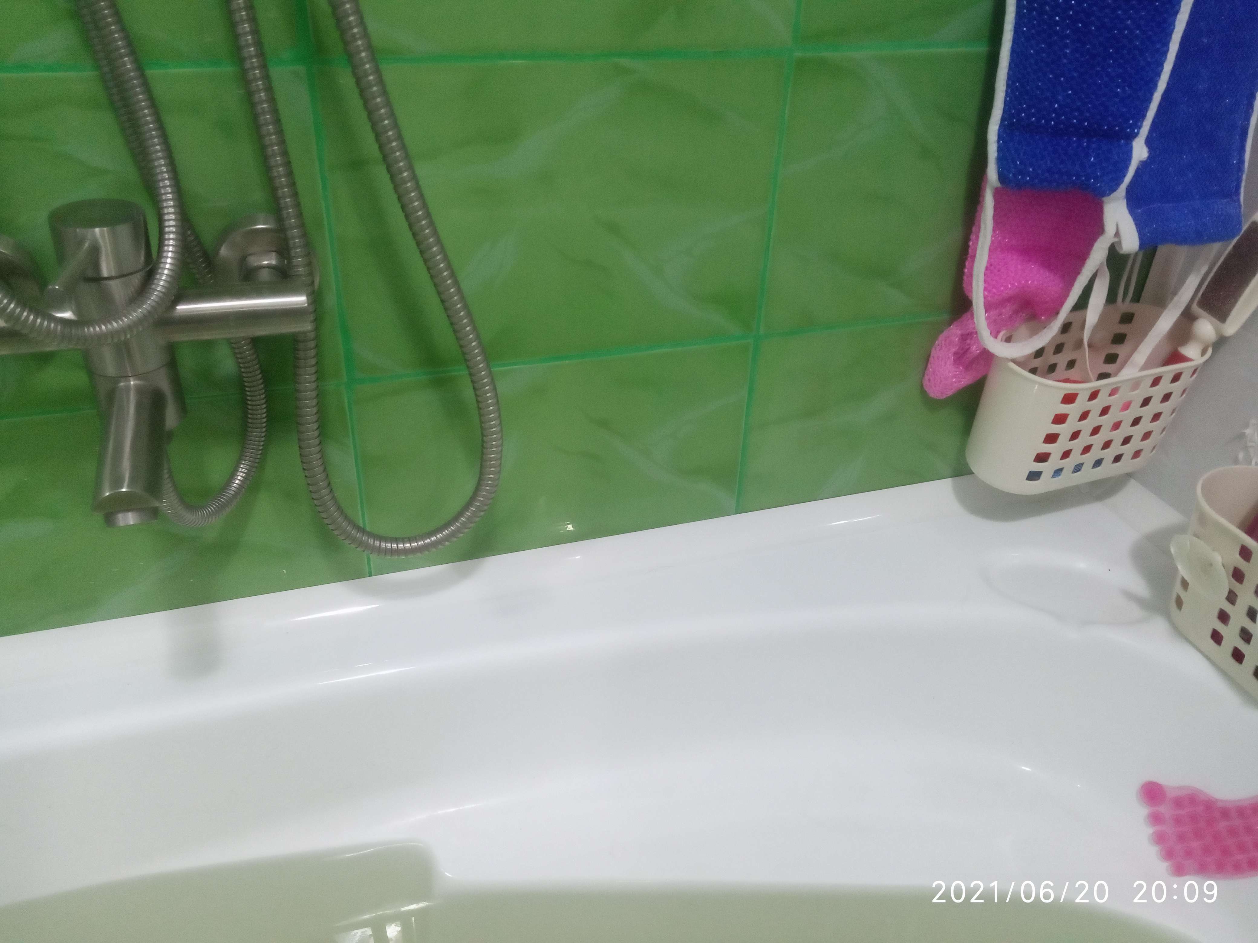 Фотография покупателя товара Плинтус двухсоставной "Идеал" для столешниц/ванны, 25х25х3000 мм, Белый