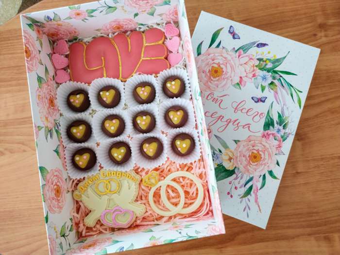 Фотография покупателя товара Коробка подарочная складная «Лучшему мужчине», 30×20×9 см - Фото 17