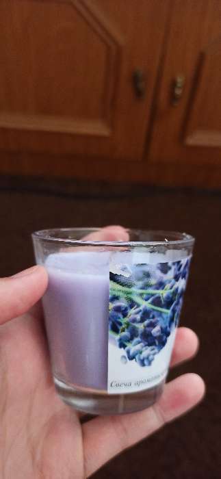 Фотография покупателя товара Свеча ароматическая в стакане "Лаванда", 6,5х6,5 см, 10 ч, 165 г, сиреневая - Фото 1