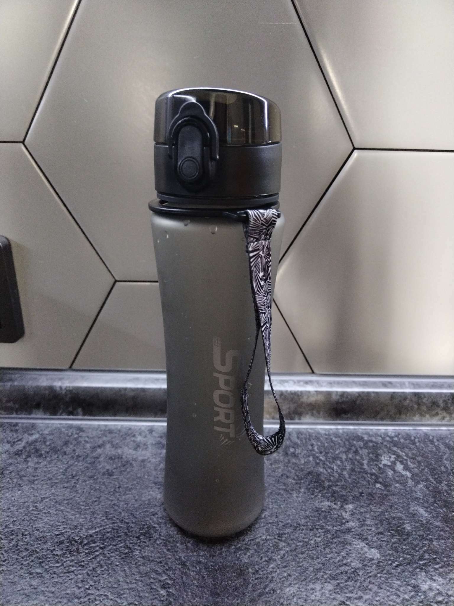 Фотография покупателя товара Бутылка для воды, с поильником, 600 мл, голубая - Фото 7