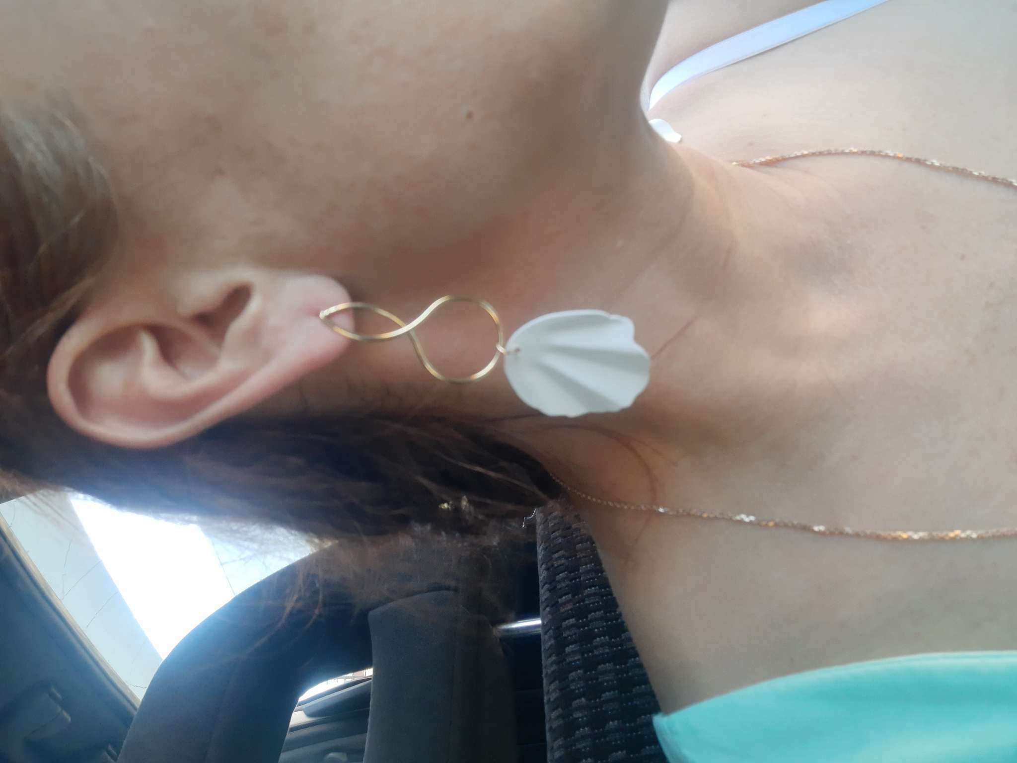 Фотография покупателя товара Серьги металл «Море», цвет чёрный в золоте - Фото 1