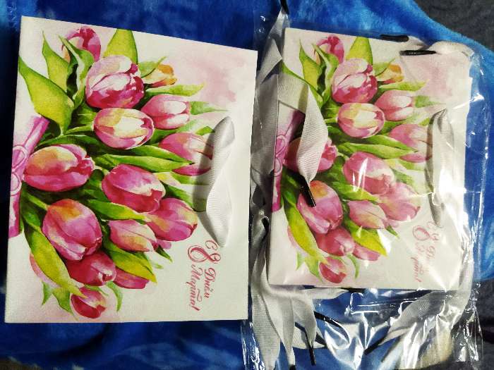 Фотография покупателя товара Пакет подарочный ламинированный горизонтальный, упаковка, «Цветочная нежность», ML 23 х 27 х 11,5 см - Фото 6