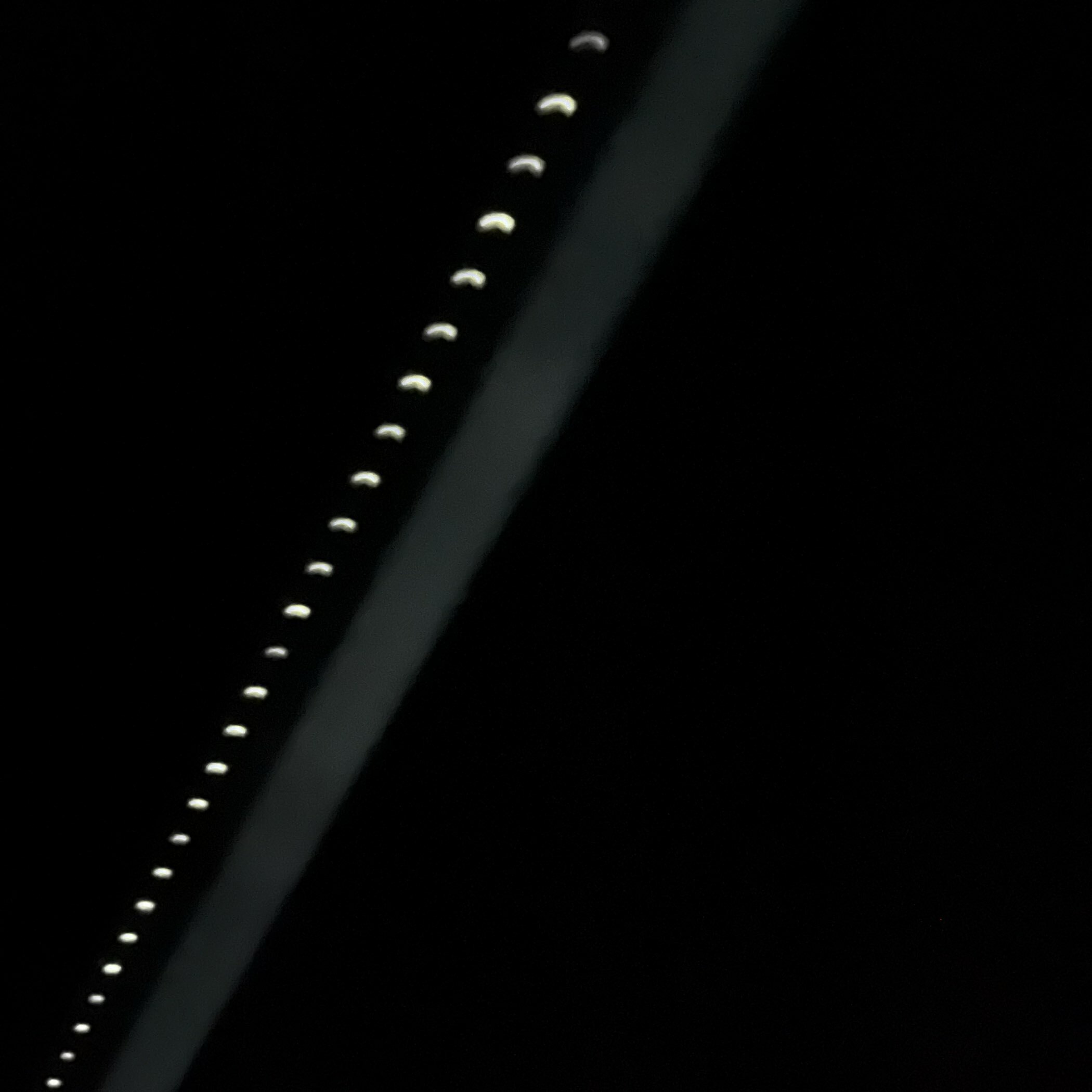 Фотография покупателя товара Фитосветильник светодиодный Uniel, 24 Вт, 872 мм, IP40, 220 В, для фотосинтеза, белый - Фото 9