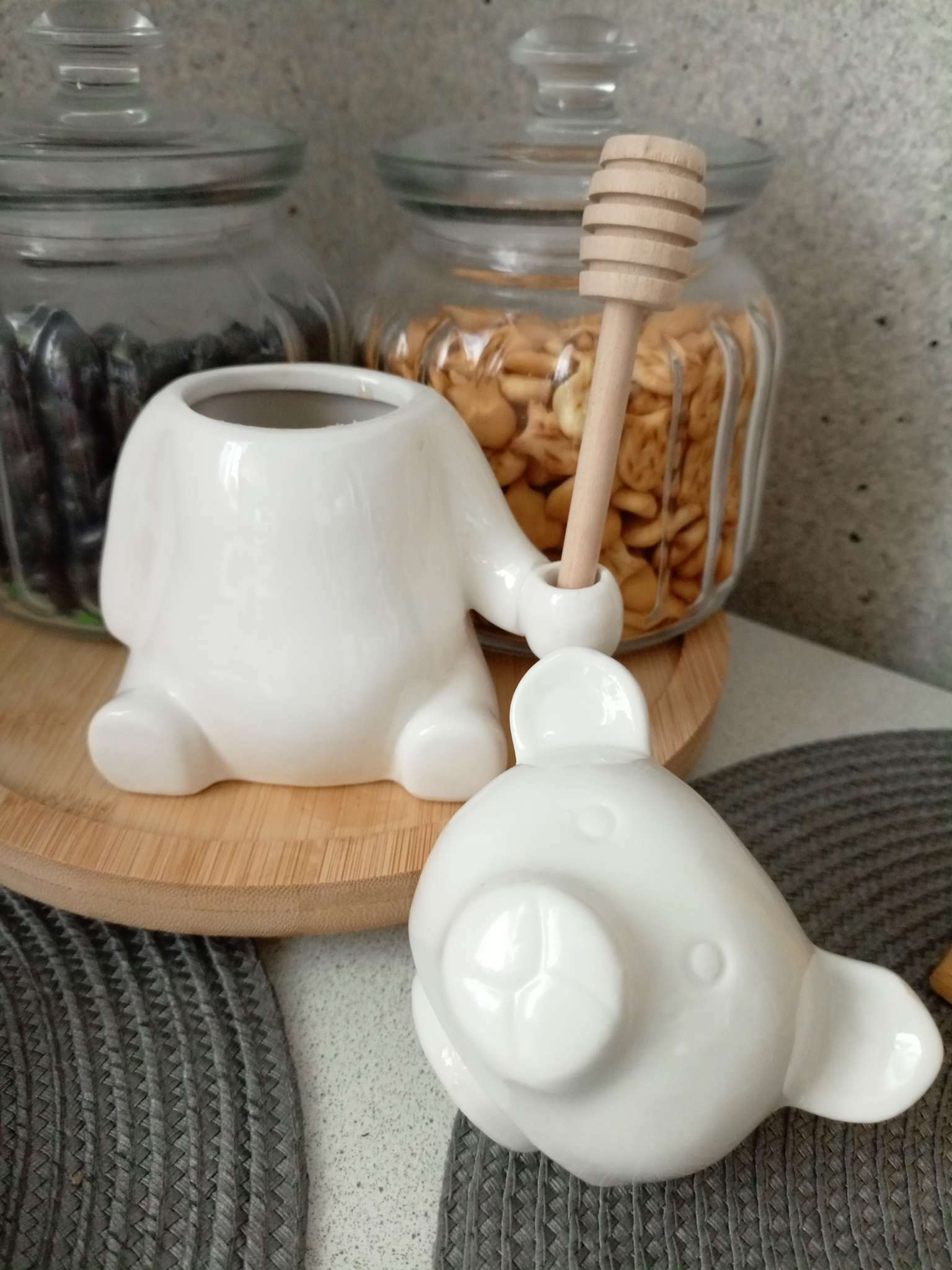 Фотография покупателя товара Ёмкость для мёда BellaTenero «Мишка», 280 мл, 14.5×12 см, с ложкой, фарфор, белая - Фото 2