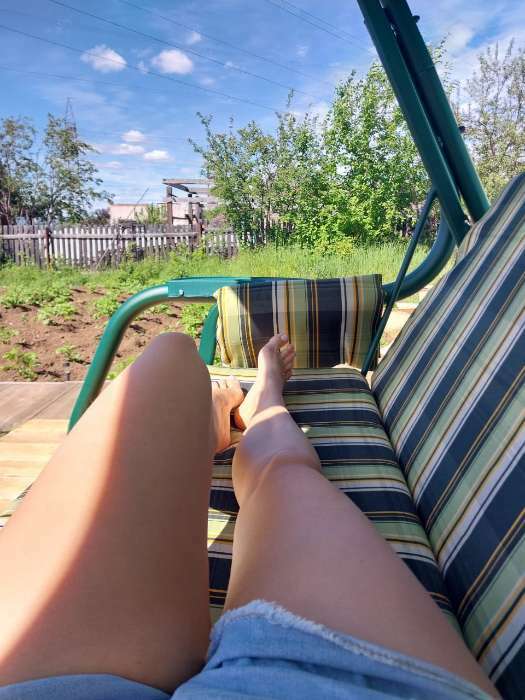 Фотография покупателя товара Качели садовые «Борнео», 226×136×165 см, максимальная нагрузка 350 кг, цвет винный - Фото 2