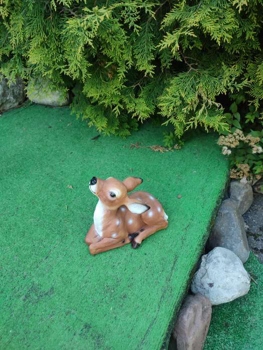 Фотография покупателя товара Садовая фигура "Лежащий оленёнок" из полистоуна Хорошие сувениры, 24 см, средняя, коричневая - Фото 2