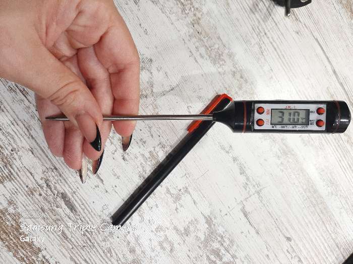 Фотография покупателя товара Термометр (термощуп) электронный на батарейках, в чехле - Фото 3