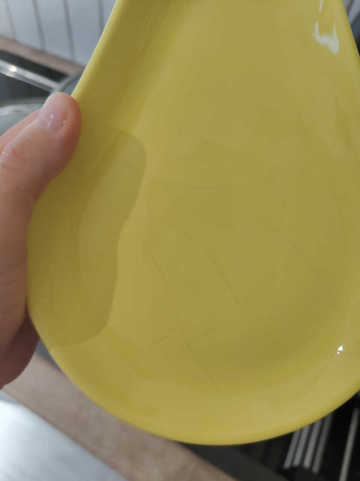 Фотография покупателя товара Тарелка керамическая "Груша", плоская, желтая, 22,5 см, 1 сорт, Иран - Фото 2