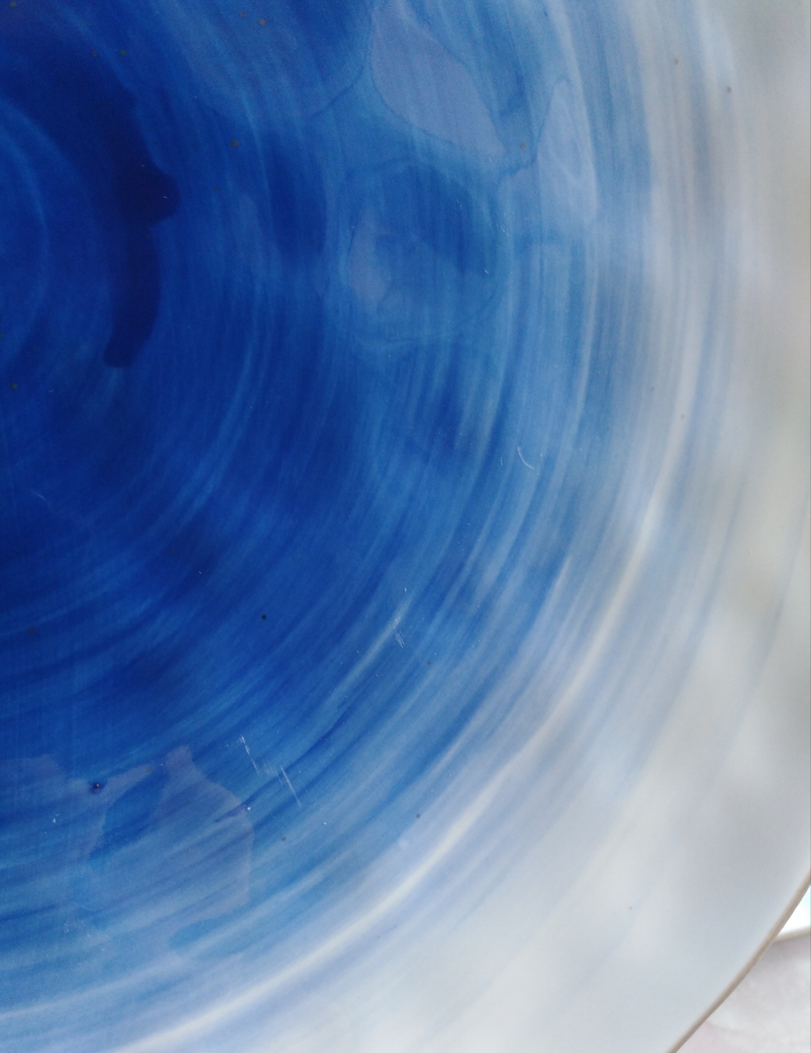 Фотография покупателя товара Тарелка фарфоровая Доляна «Космос», d=27,5 см, цвет синий - Фото 4