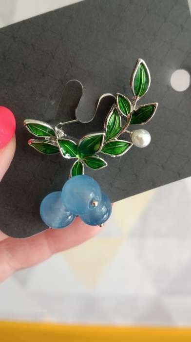 Фотография покупателя товара Брошь «Ягоды» агат, цвет зелёно-голубой в серебре - Фото 1