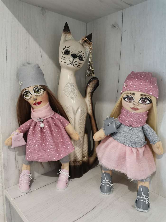 Фотография покупателя товара Набор для шитья. Интерьерные куклы «Подружки Вики и Ники», 30 см - Фото 4