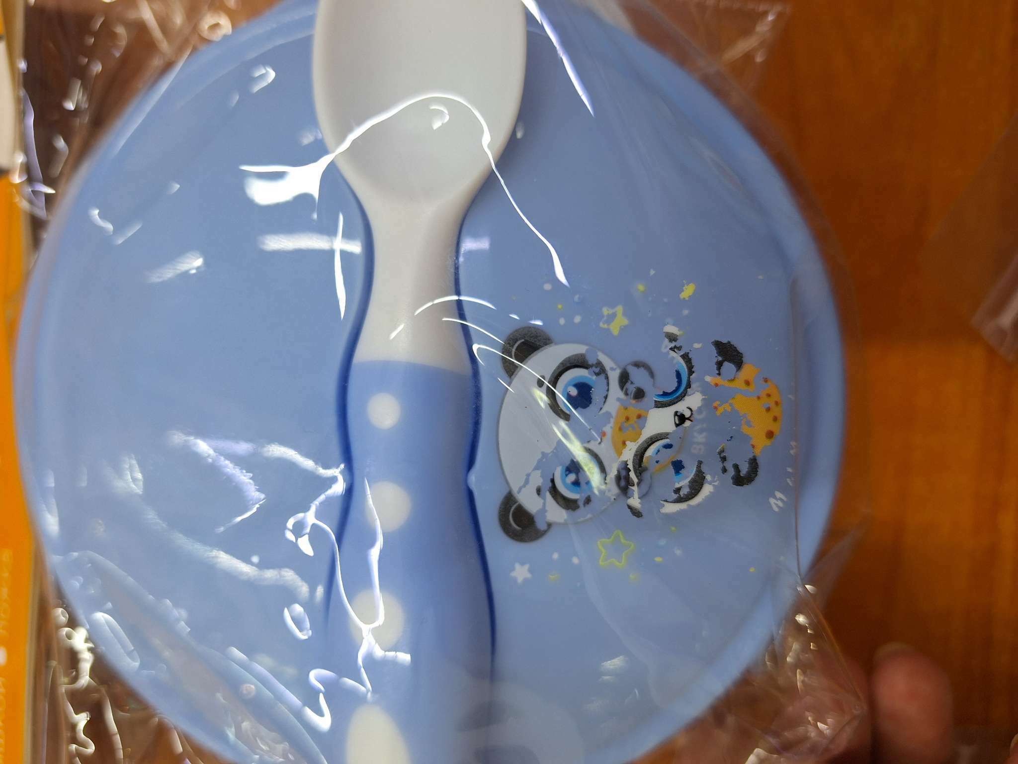 Фотография покупателя товара Набор детской посуды «Сладкий малыш», 3 предмета: тарелка на присоске, крышка, ложка, цвет голубой