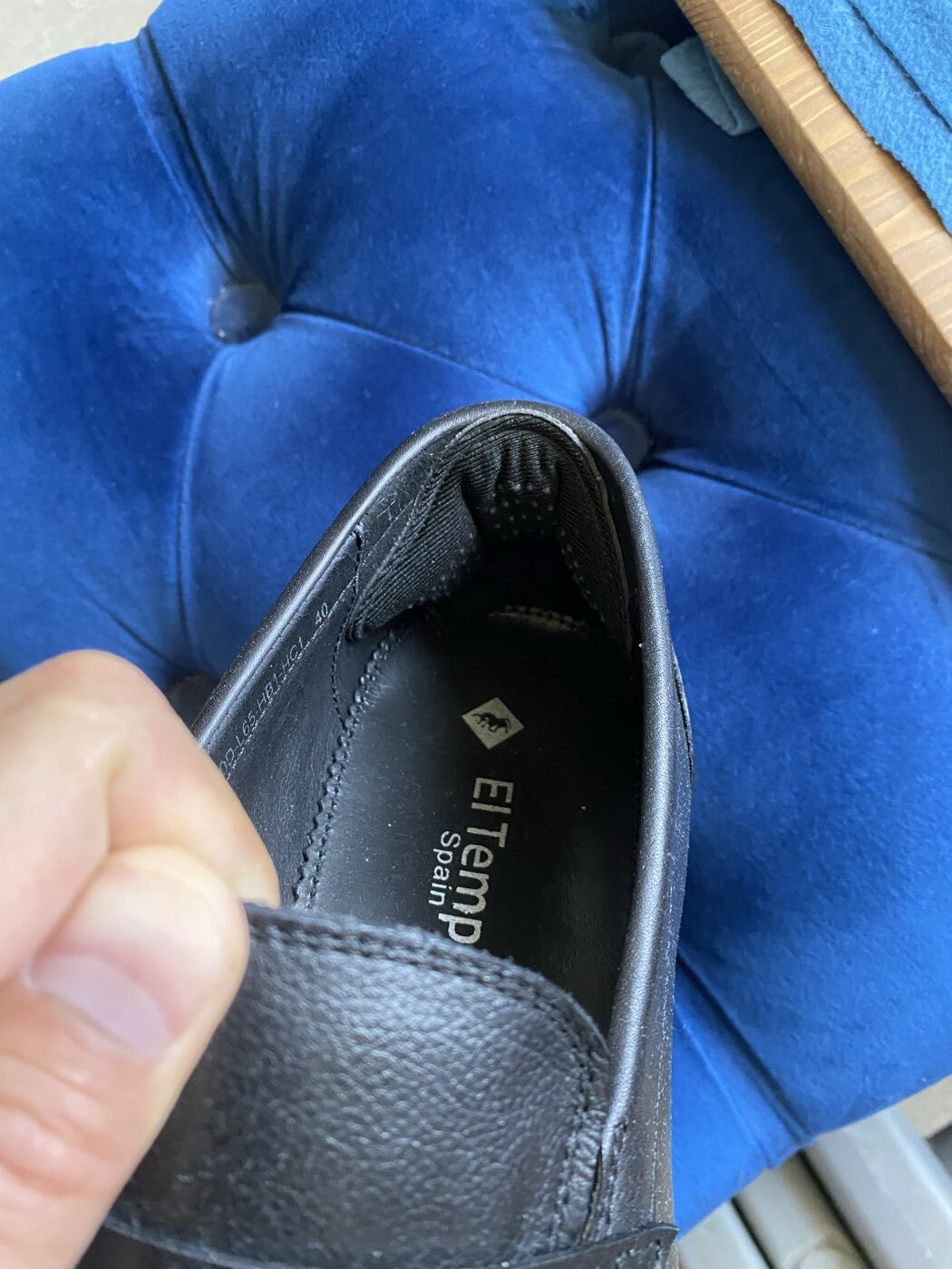 Фотография покупателя товара Пяткоудерживатели для обуви, с подпяточником, клеевая основа, 10 × 7,3 см, пара, цвет чёрный - Фото 2