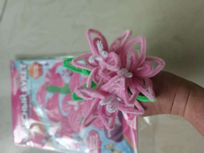 Фотография покупателя товара Цветы своими руками из меховых палочек «Букет лилий», набор для творчества на 8 марта - Фото 1