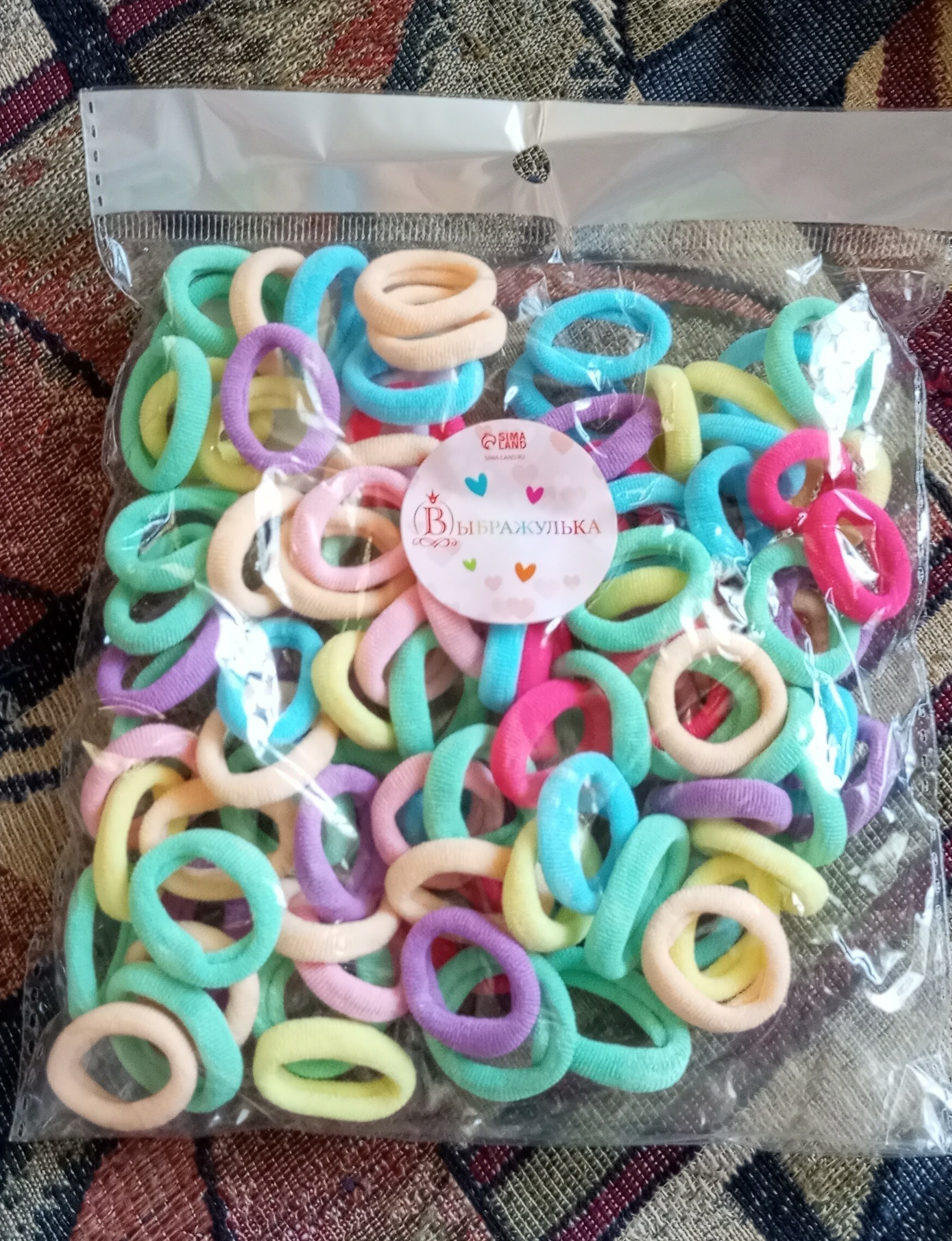 Фотография покупателя товара Резинки для волос «Махрушка», набор 100 шт., 2.5 см, чёрные, белые - Фото 1