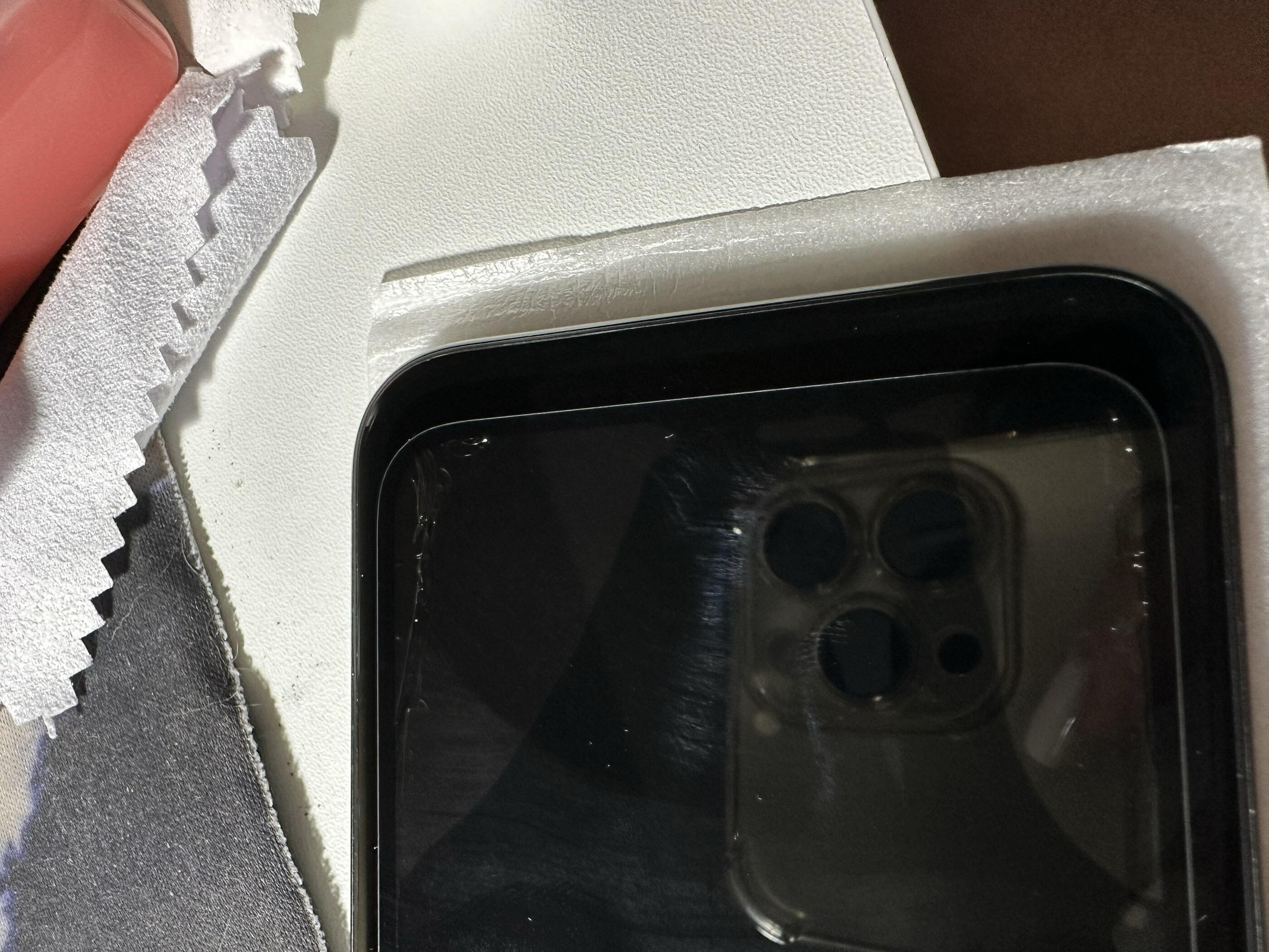 Фотография покупателя товара Защитное стекло 9D Luazon для iPhone X/XS/11 Pro, полный клей, 0.33 мм, 9Н, чёрное - Фото 4