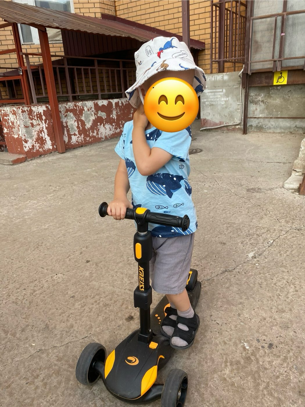 Фотография покупателя товара Панама детская MINAKU «Динозавры», размер 49-50, жёлтая - Фото 2