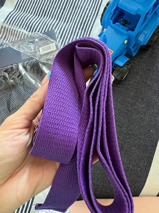 Фотография покупателя товара Ремень для йоги Sangh, 180х4 см, цвет фиолетовый - Фото 3