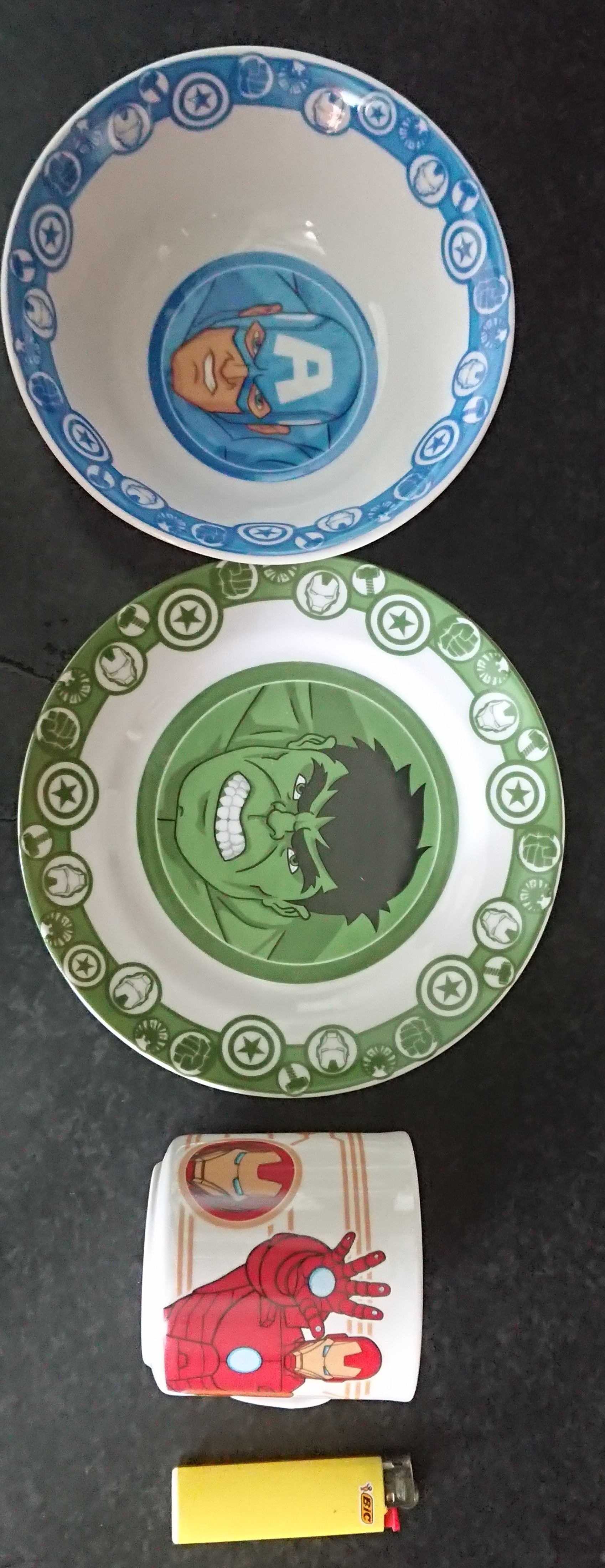 Фотография покупателя товара Набор посуды из керамики, 3 предмета: тарелка Ø 16,5 см, миска Ø 14 см, кружка 200 мл, "Мстители", Марвел - Фото 3