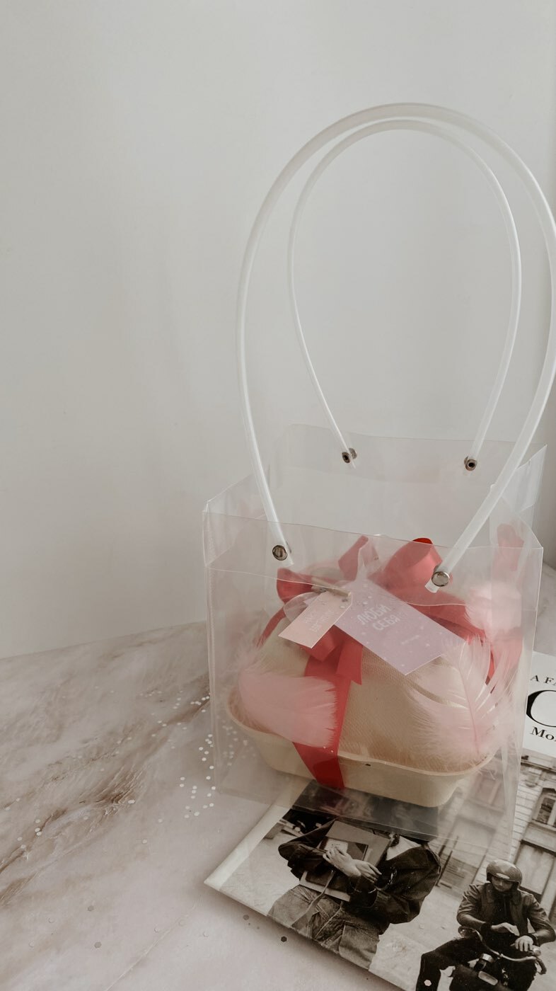 Фотография покупателя товара Пакет подарочный с квадратным дном, прозрачный, 31×30×31 см - Фото 14