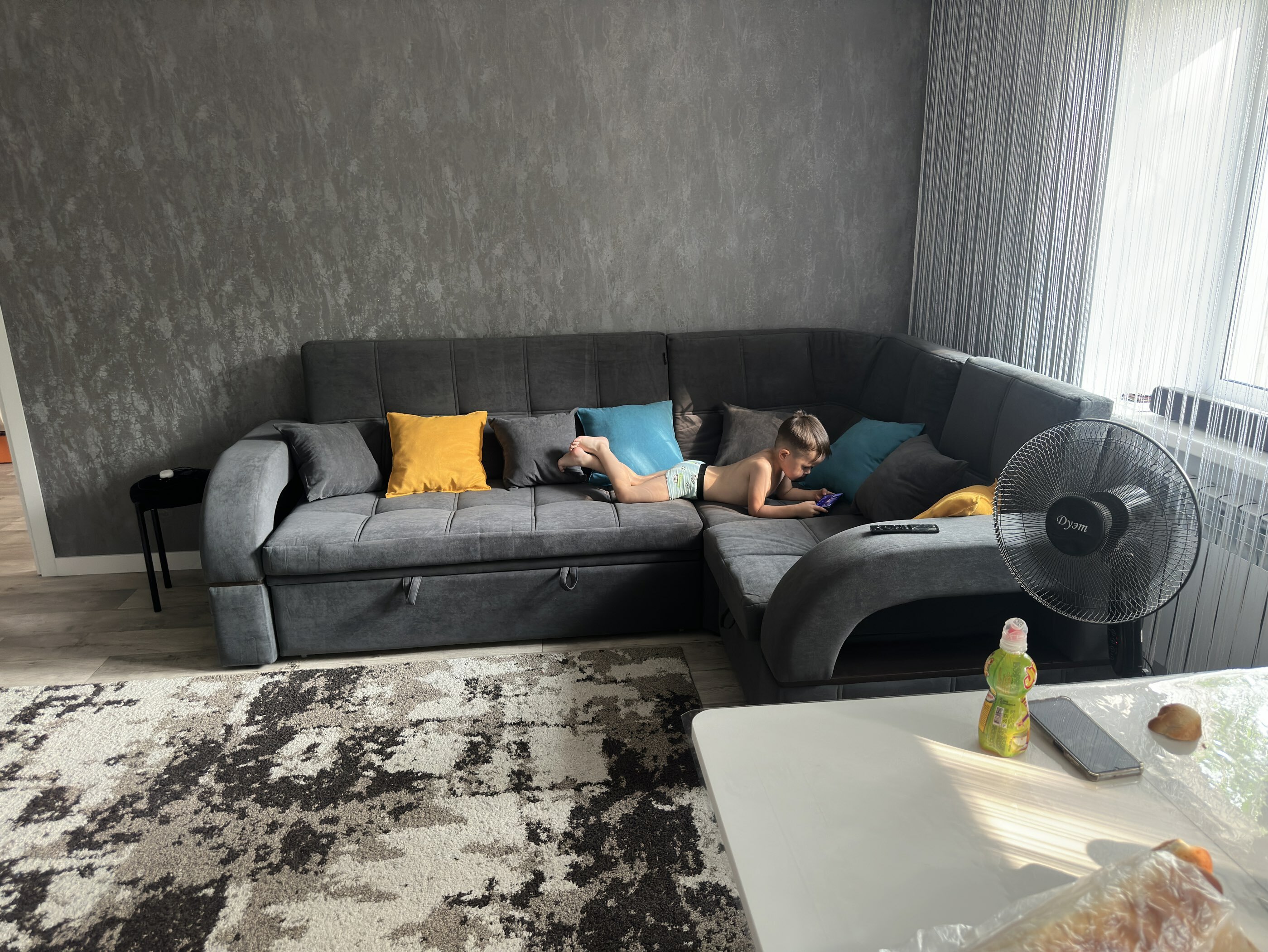 Фотография покупателя товара Угловой диван «Майами 3», механизм венеция, универсальный, велюр, селфи 07 / подушки 07 - Фото 3