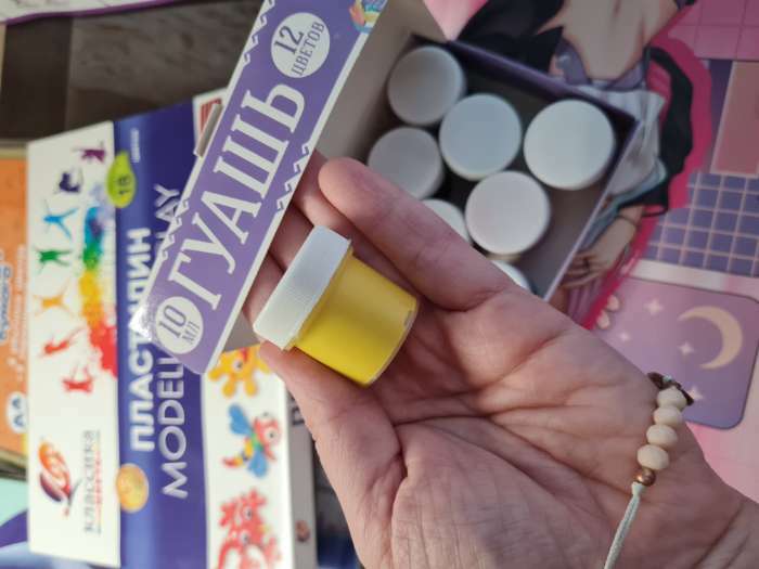 Фотография покупателя товара Гуашь 12 цветов по 10 мл, «Кошечка Мари» - Фото 2