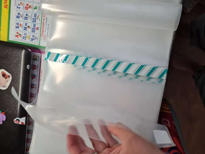 Фотография покупателя товара Обложка ПЭ 265×500 мм, 200 мкм, для учебника Петерсон, универсальная, с закладкой, МИКС - Фото 6