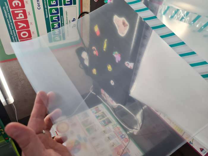 Фотография покупателя товара Обложка ПЭ 265×500 мм, 200 мкм, для учебника Петерсон, универсальная, с закладкой, МИКС - Фото 5