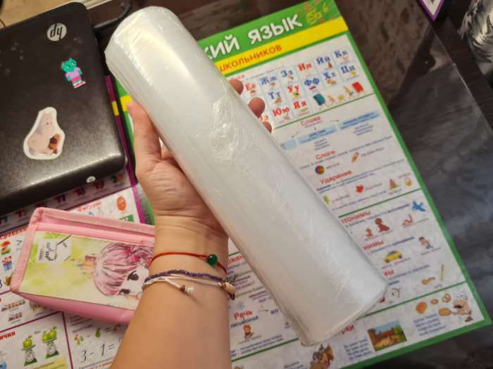 Фотография покупателя товара Обложка ПЭ 265×500 мм, 200 мкм, для учебника Петерсон, универсальная, с закладкой, МИКС - Фото 7