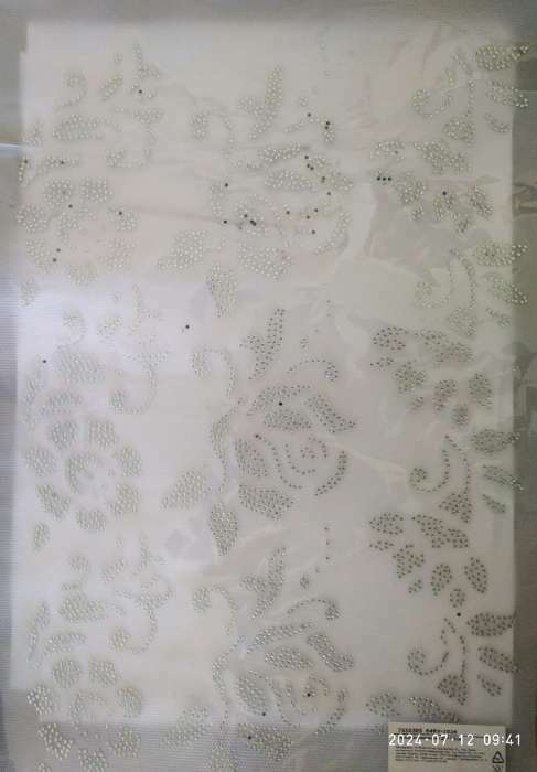 Фотография покупателя товара Термоаппликация из страз «Узор», 9 шт на листе, цвет белый
