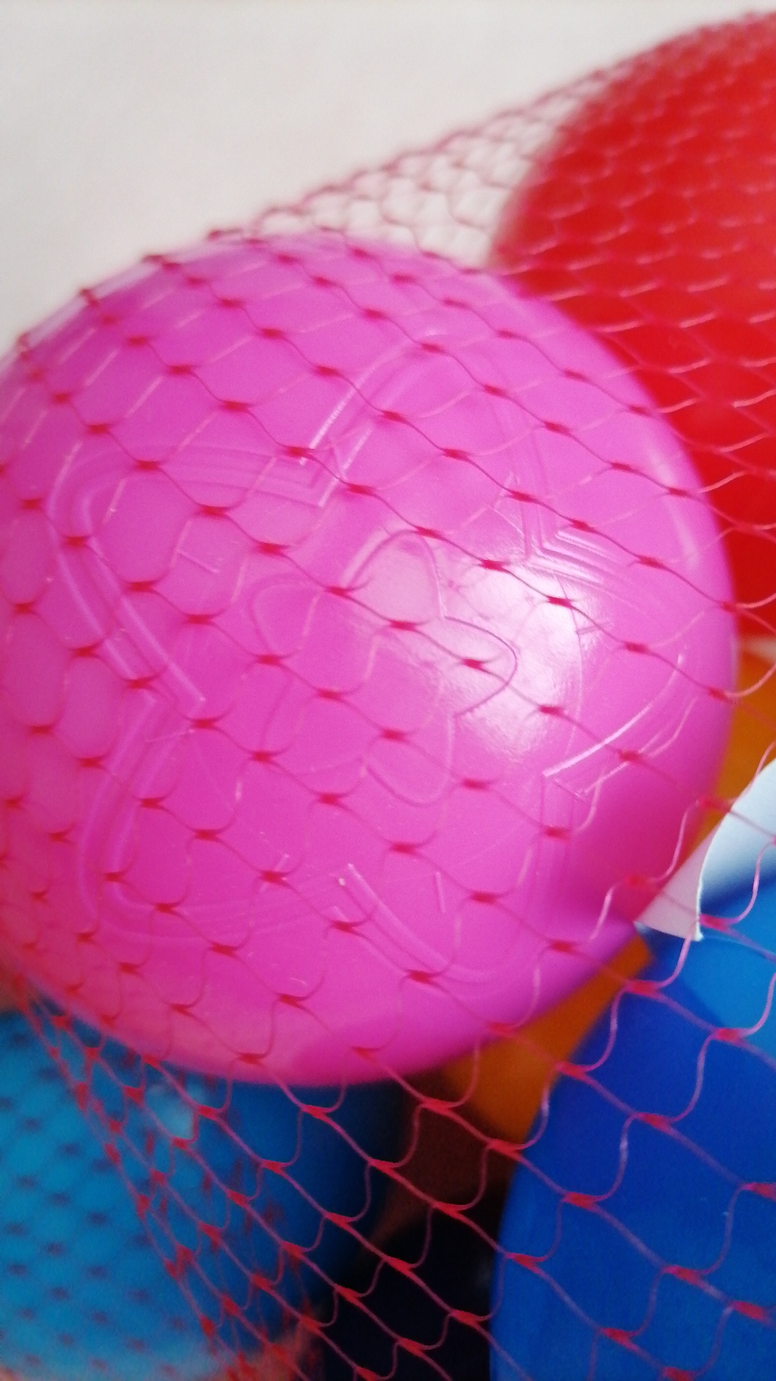 Фотография покупателя товара Шарики для сухого бассейна с рисунком, диаметр шара 7,5 см, набор 150 штук, разноцветные - Фото 14