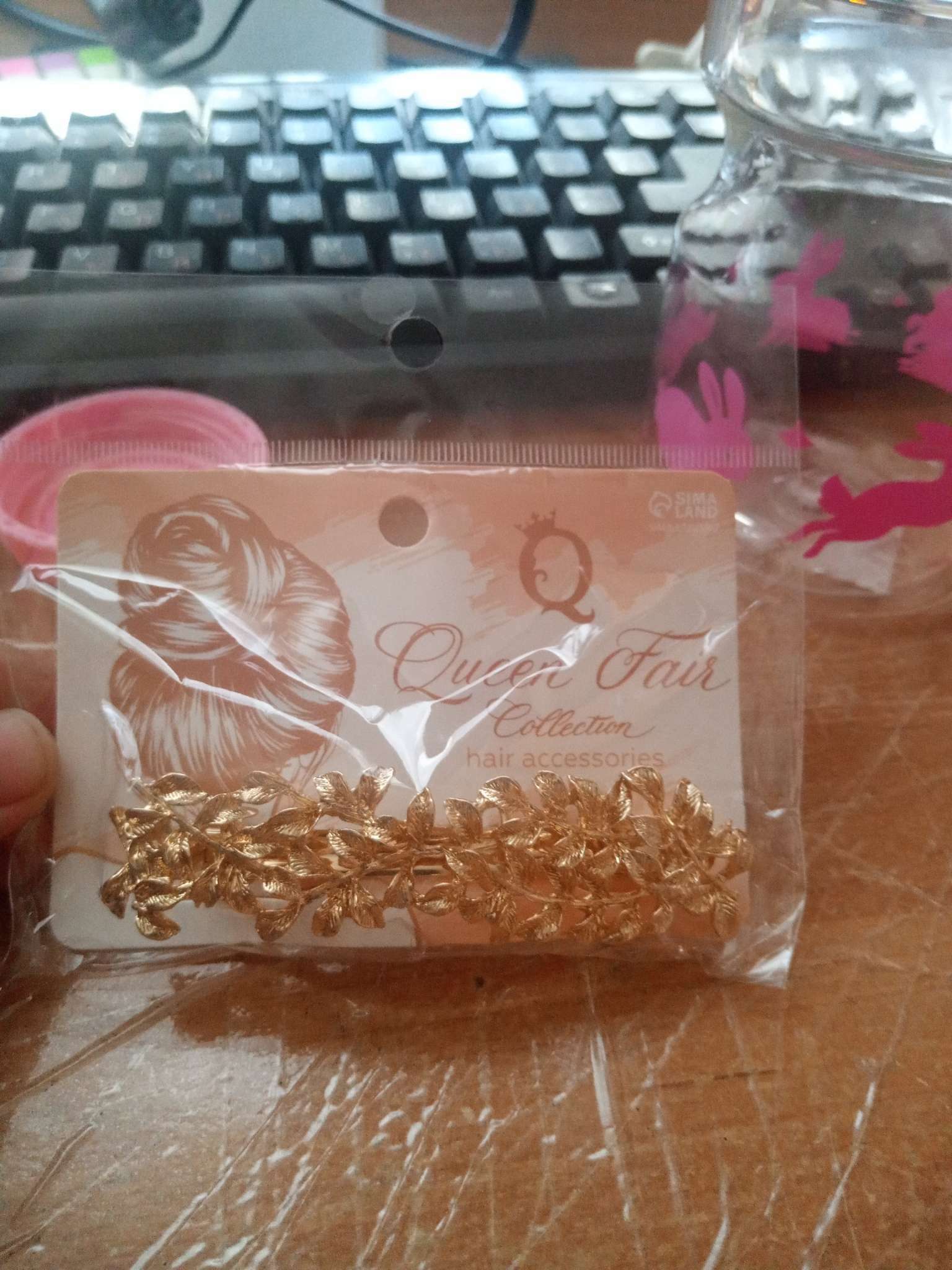 Фотография покупателя товара Заколка - автомат для волос «Ажурные веточки», 2.3×8.5 см, золото - Фото 1