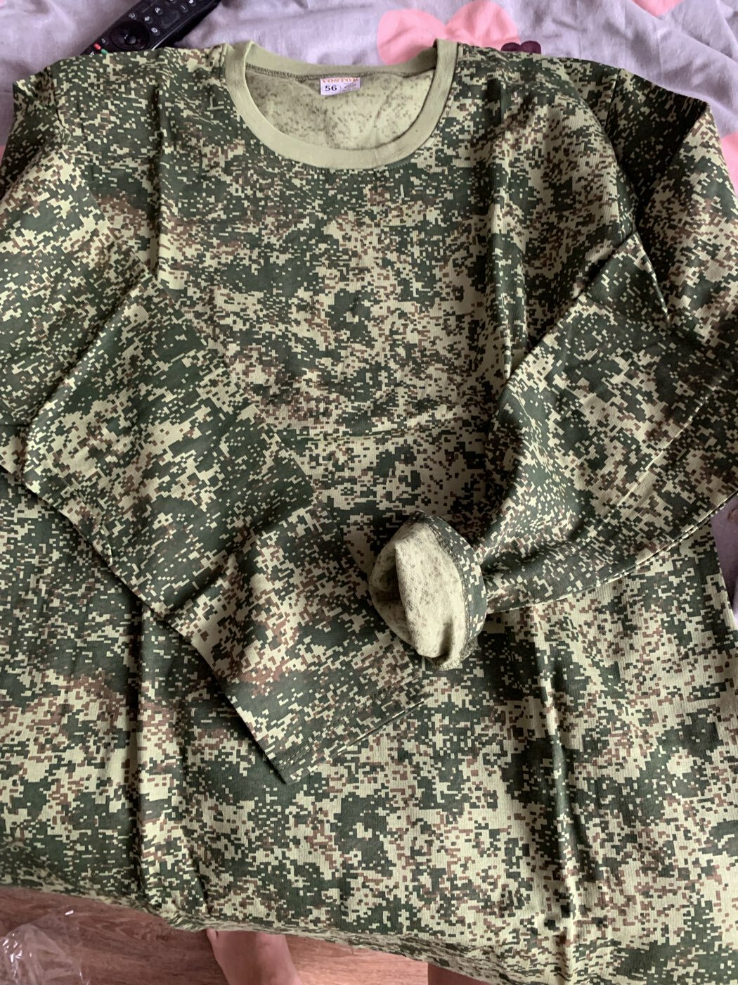 Фотография покупателя товара Лонгслив мужской, цвет зелёный камуфляж/пиксель МИКС, размер 50 - Фото 3