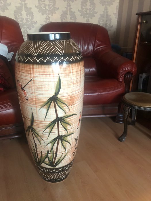 Фотография покупателя товара Ваза керамическая "Руслана", напольная, бамбук, цвет коричневый, 82 см, авторская работа - Фото 1