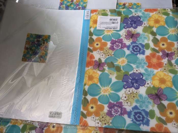 Фотография покупателя товара Папка с 30 вкладышами Calligrata "Цветы" А4, пластик, 400 мкм, МИКС - Фото 4