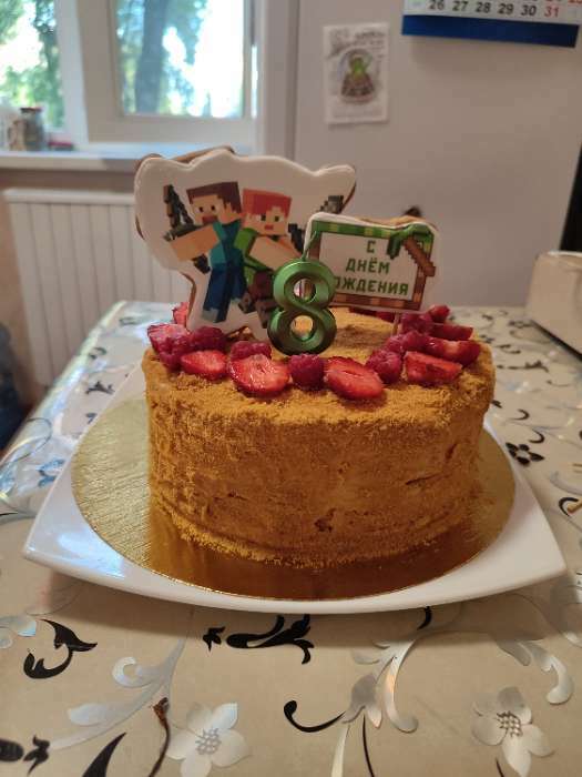 Фотография покупателя товара Свеча в торт на шпажке «‎Грань», цифра "3", 5 см, красная - Фото 2