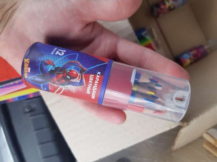 Фотография покупателя товара Цветные карандаши в тубусе, 12 цветов, круглые, Человек-паук - Фото 2