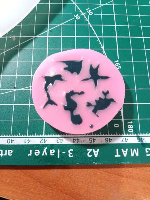 Фотография покупателя товара Молд для заливки Доляна «Морские коньки», силикон, 2 ячейки, 6.3×5 см, розовый - Фото 2