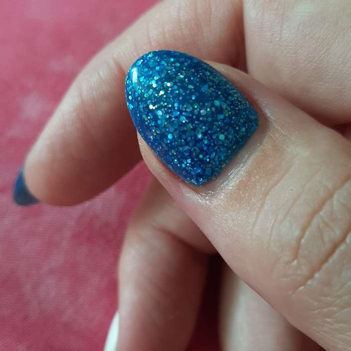 Фотография покупателя товара Гель-лак для ногтей "Искрящийся бриллиант", трёхфазный LED/UV, 10мл, цвет 002 голубой - Фото 11