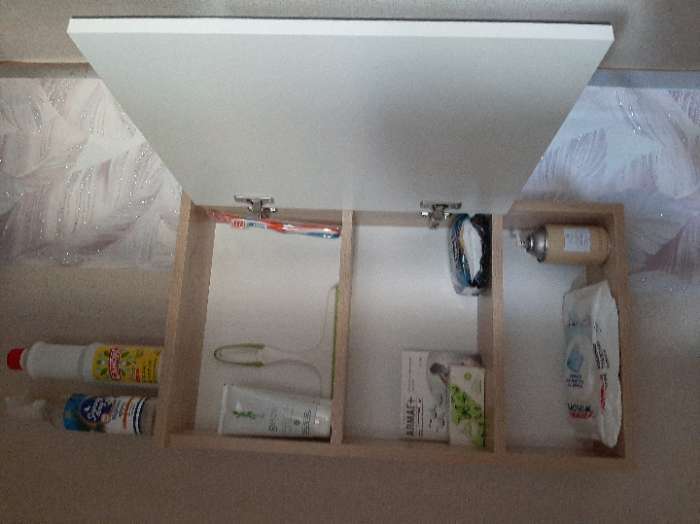Фотография покупателя товара Зеркало-шкаф для ванной комнаты "Вена 40" белый/сонома, 40 х 70 х 13,6 см