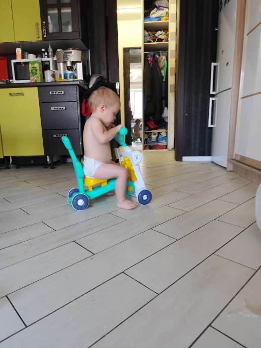 Фотография покупателя товара УЦЕНКА Столик-ходунки 4в1 ZABIAKA, звуковые эффекты, цвет МИКС - Фото 5