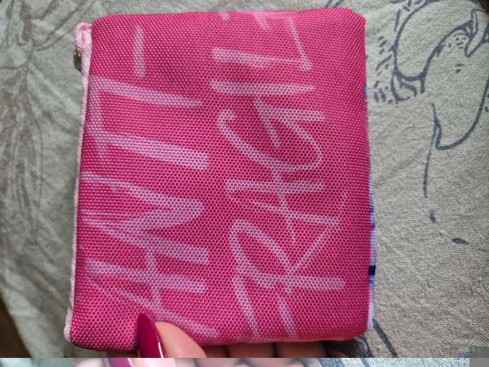 Фотография покупателя товара Кошелек детский текстильный "Аниме", 11х9х0,5 см, цвет розовый - Фото 3